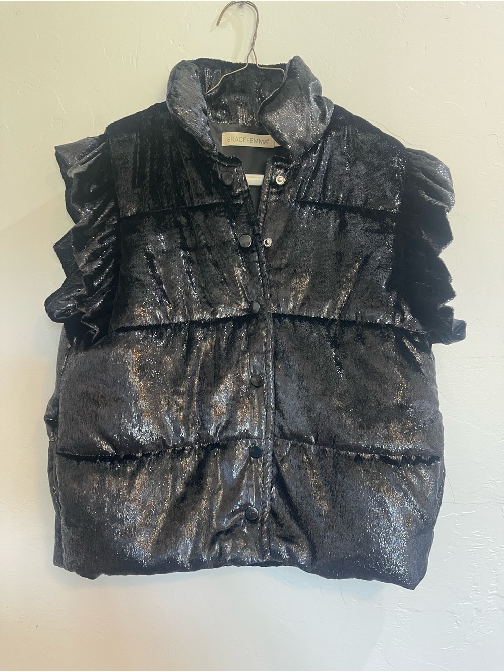 Grace+Emma Women’s Black Sparkly Quilted Puffer Vest Ruffle Snap Front Size M